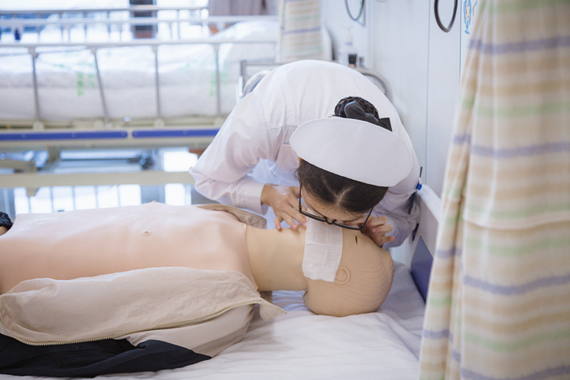 技能比评|全院护士大练兵迎单人徒手心肺复苏考核暨技能大赛