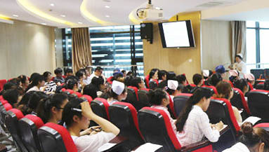 ��ǿ������ʶ���Ż�����������Ժ��չ������Ա���ɷ���֪ʶ��ѵ