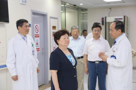 �Ϻ�����Эѧϰ����л���ҽԺ �ı�����ҽ������ѡ�����