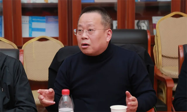 上海普瑞眼科医院肖建业院长