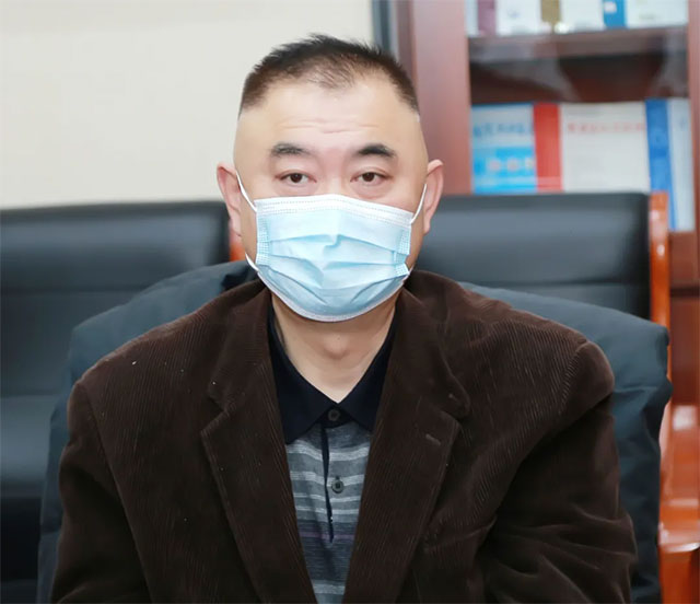 上海市卫健委副主任衣承东作工作指导