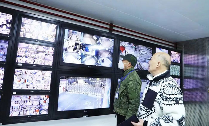 人间庆岁时 白衣护安康(下)︱致敬春节坚守的蓝十字人