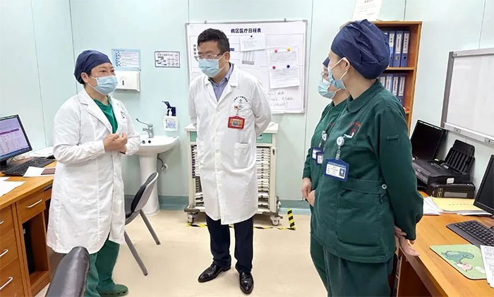 “五一”我在岗︱“医”线坚守显担当 优质服务暖人心